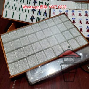 GM801 台灣牌 銀水晶 Taiwan Mahjong Silver (#31mm) 144隻+百搭/空白 共152張 [一條龍: 麻將+枱+籌碼]